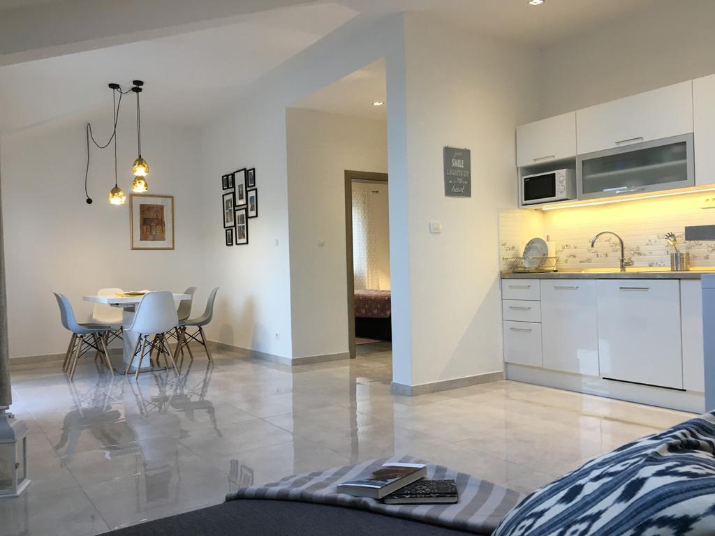 Apartments Ladesta Lastovo Экстерьер фото