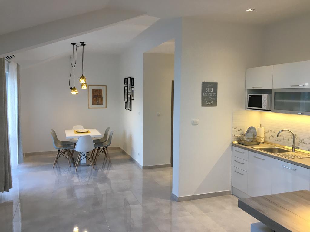 Apartments Ladesta Lastovo Экстерьер фото